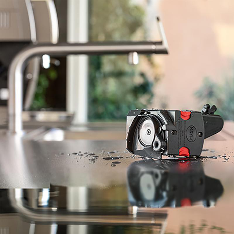 Кавомашина DeLonghi Eletta Explore ECAM450.65.G